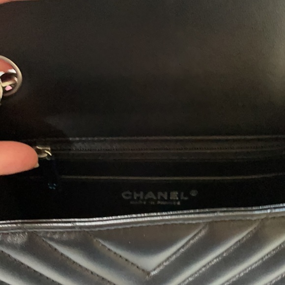 Rare CHANEL mini square chevron black lambskin bag - Picture 11 of 13
